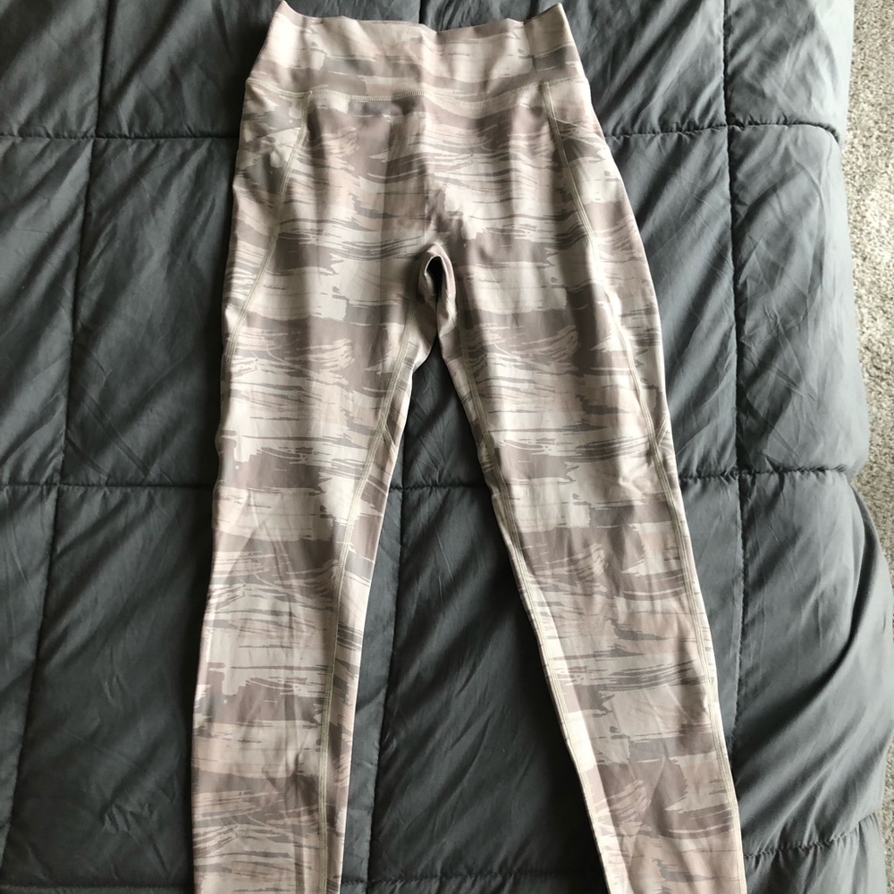 Alphalete leggings